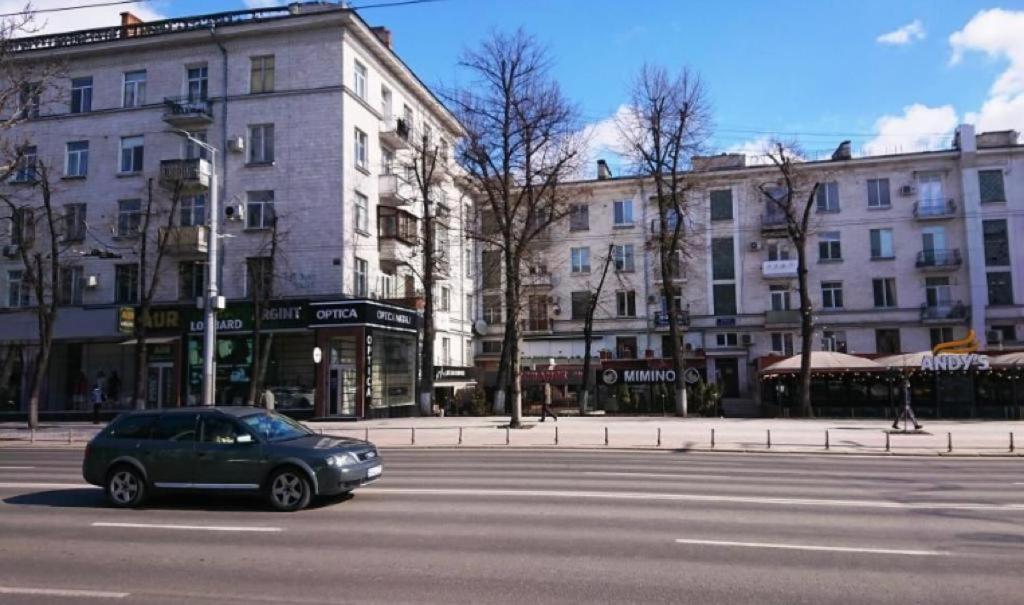 Stefan Cel Mare 64 Apartamento Chisinau Exterior foto